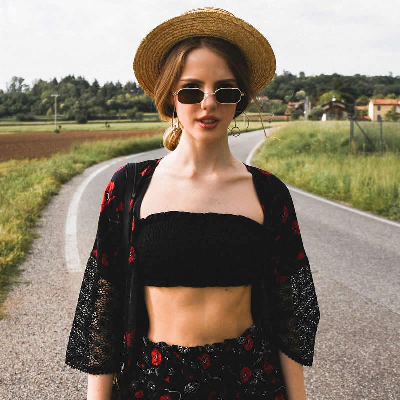 Gafas de sol de metal delgadas geométricas retro pequeñas Dapper de tendencia C596