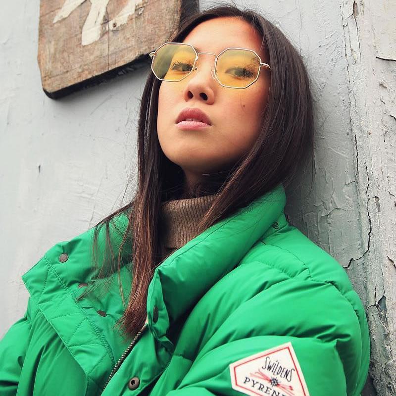 Gafas de sol con lentes de tono de color octágono pequeño retro premium C493