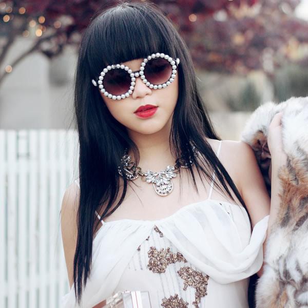 Gafas de sol redondas de moda con perlas de diseñador extravagantes 8527