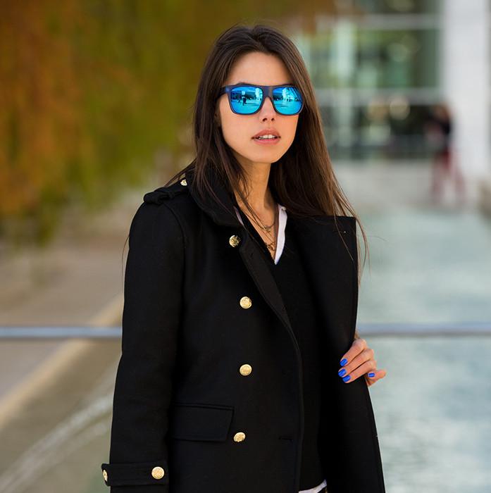 Gafas de sol con lentes espejadas de color caramelo con tapa plana retro esmerilada 8610