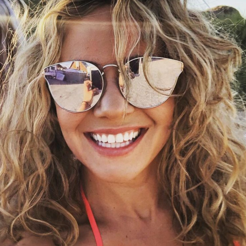 Gafas de sol tipo ojo de gato con lentes planas espejadas premium para mujer C362