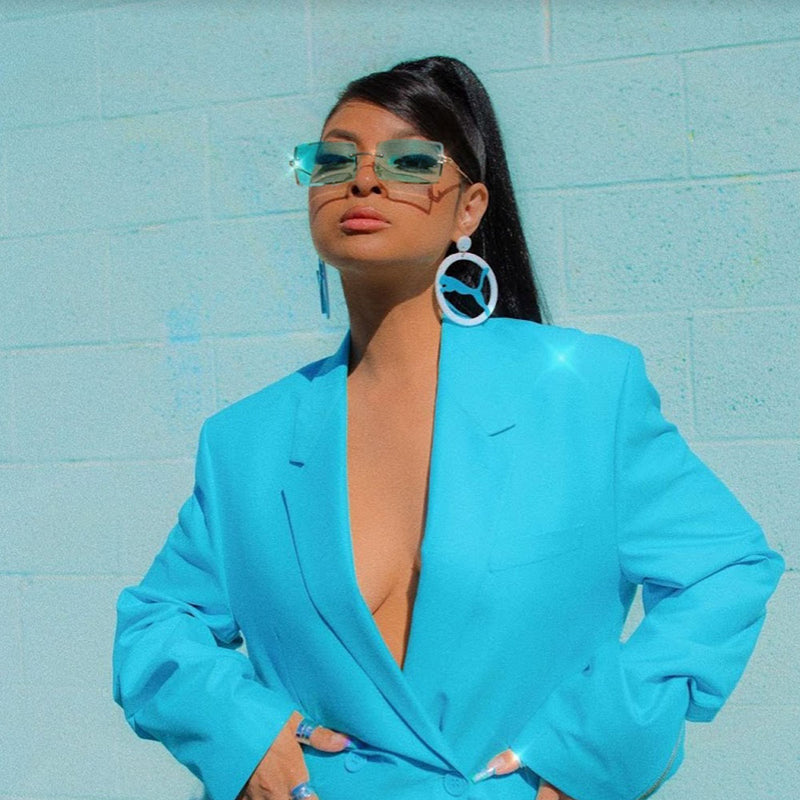 Gafas de sol rectangulares de metal con lentes biseladas teñidas de color de lujo D224