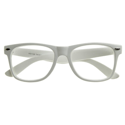 Gafas retro con montura coloreada y lentes transparentes con borde de cuernos 2951