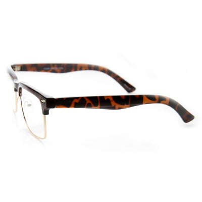 Gafas de lentes transparentes con borde con cuernos de inspiración vintage 9623