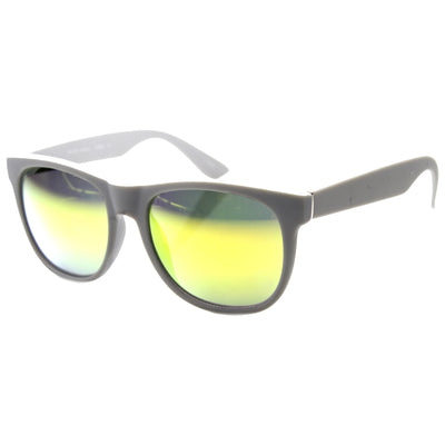 Gafas de sol súper retro hipster con montura de cuernos 8693