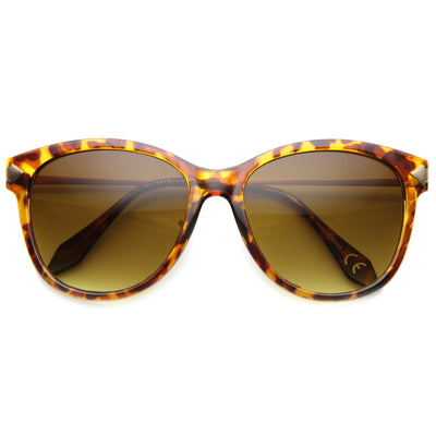 Gafas de sol estilo ojo de gato de diseñador para mujer con patillas de metal 9836