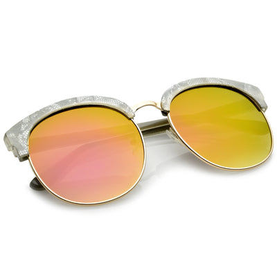 Gafas de sol de media montura con lentes espejadas y patrón de encaje metálico de gran tamaño A548