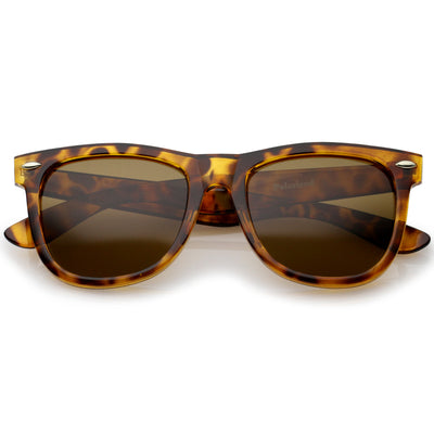 Gafas de sol clásicas con lentes polarizadas grandes y borde con cuernos 6105