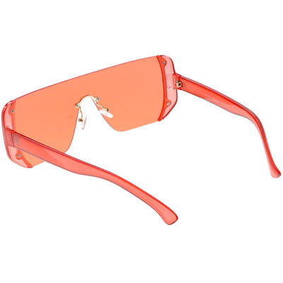 Gafas de sol retro futuristas de gran tamaño con lentes espejadas y escudo C634